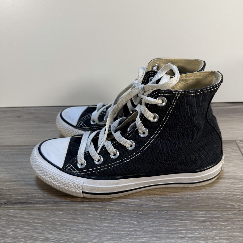 Converse Chuck Taylor All Star High Top Black Canvas Shoes Womens 6 Mens 4
